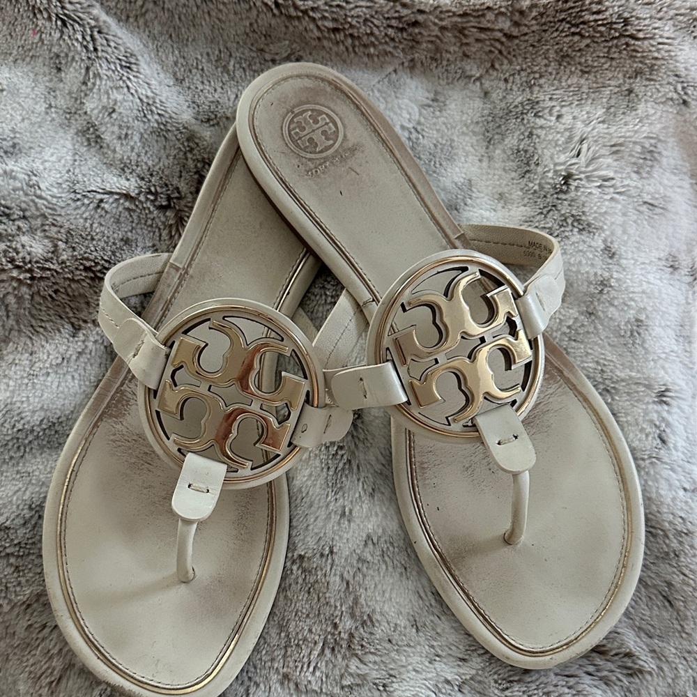 Tory Burch Cream Sandals with Gold Logo Detail